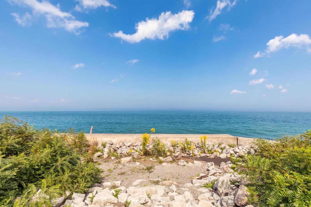 Globalstay Modern Townhomes In Lakeshore Steps To The Beach Hamilton Exterior foto